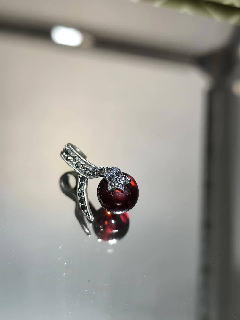 吊坠925银合成锆石 925纯银泰银吊坠，红色石榴红复古纯银民族风