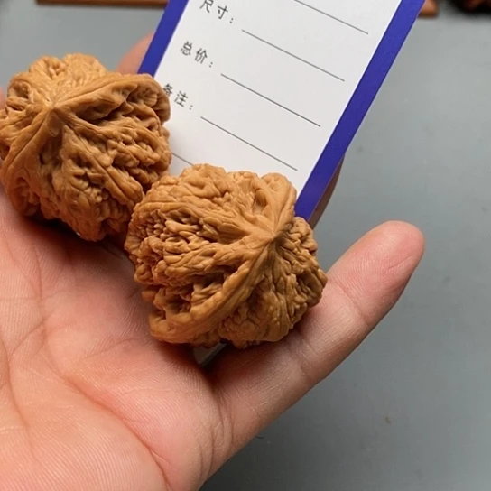 文玩核桃把件平谷粗筋