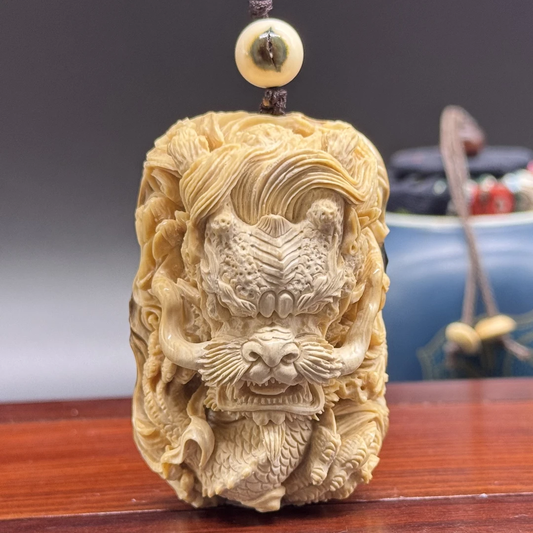 上古冰川猛犸象牙带皮龙牌大师精工浅咖料收藏工艺品