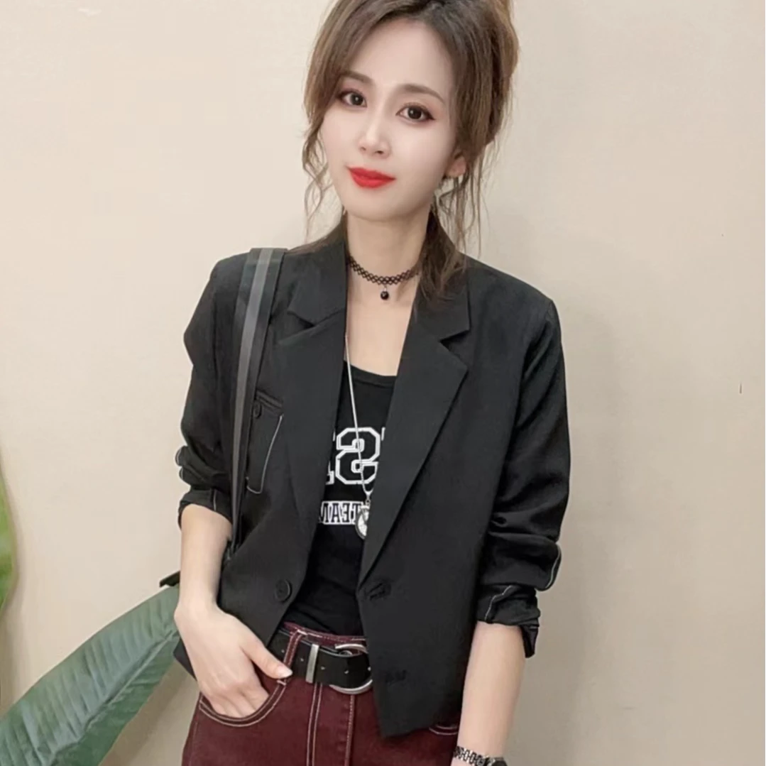 欧货爆款高级感时尚炸街黑色西装领短款外套女