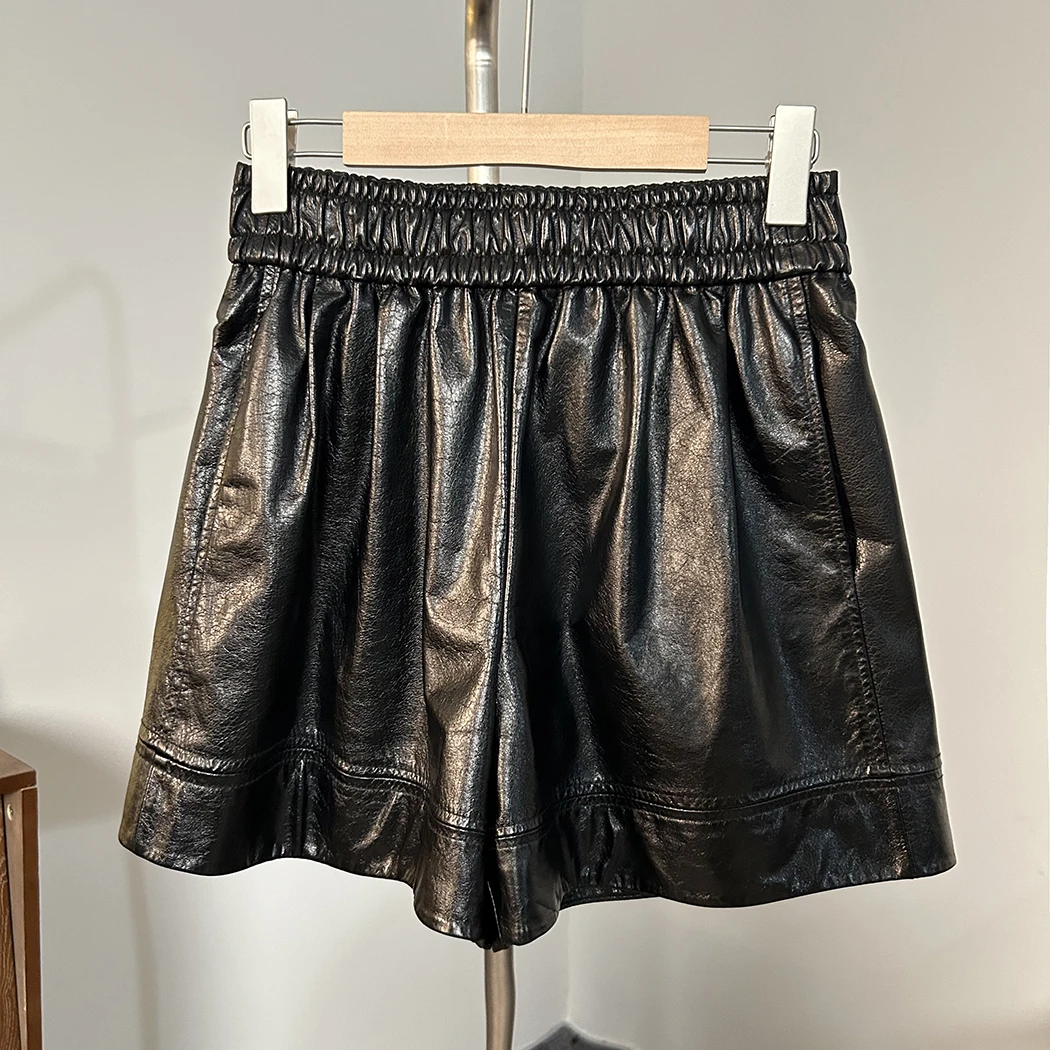 【海宁皮衣工厂】D333进口油蜡牛皮短裤显瘦休闲百搭阔腿宽松松紧腰