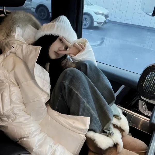 2022-8828-新款加拿大美式高级感情侣同款小众加厚百搭羽绒服