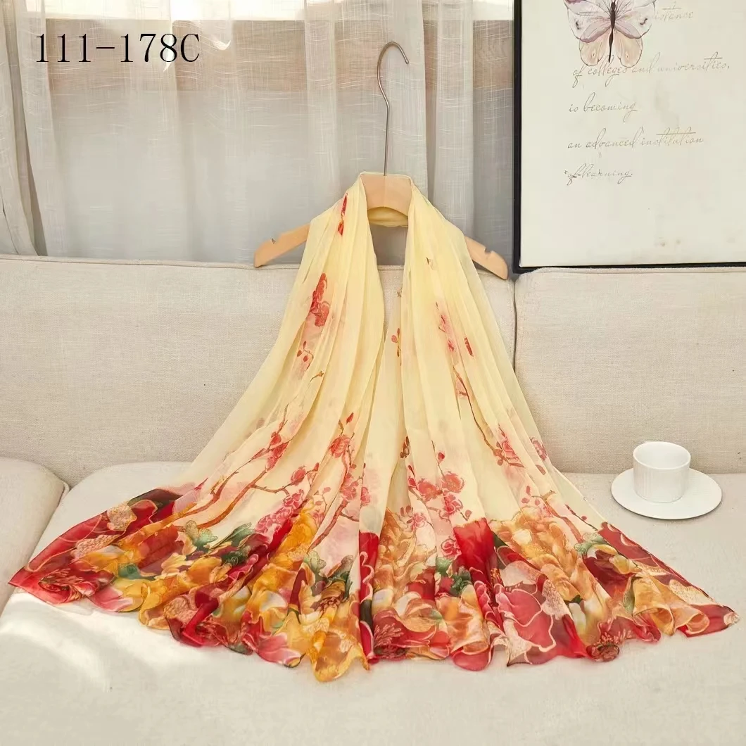 1-19 鳄鱼皱130x180左右丝巾沙滩巾