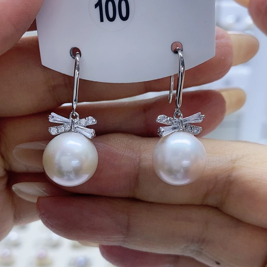 淡水珍珠耳饰银S925镶嵌女**?