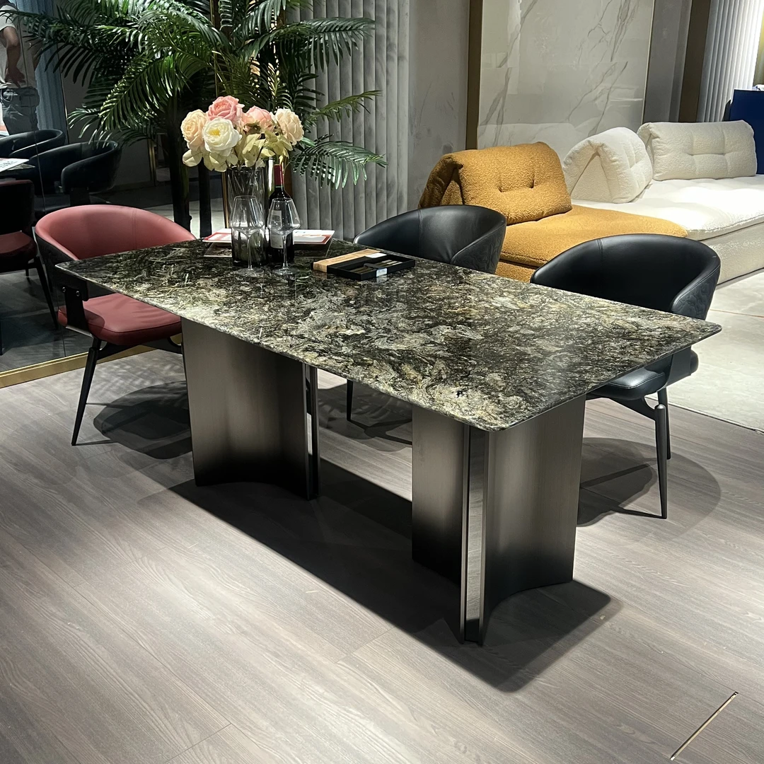 【三星奢石餐桌】轻奢悬浮别墅意式奢石时尚家用餐桌