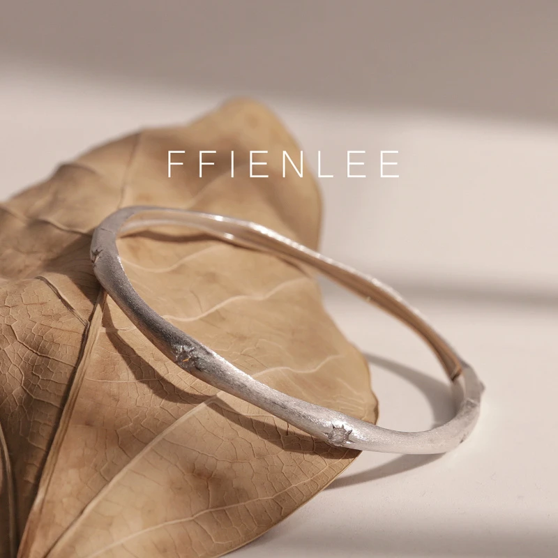 925银莫桑石手镯 <太阳花> 意大利手工拉丝镶嵌竹节纯银手镯