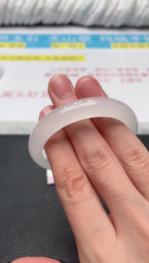 【闪购商品】玛瑙/玉髓手镯未镶嵌54++55TT