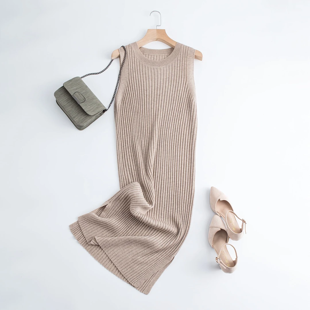 【杨姐衣尚】2024新款气质赫本风秋冬低领坑条过膝针织显瘦羊毛长裙