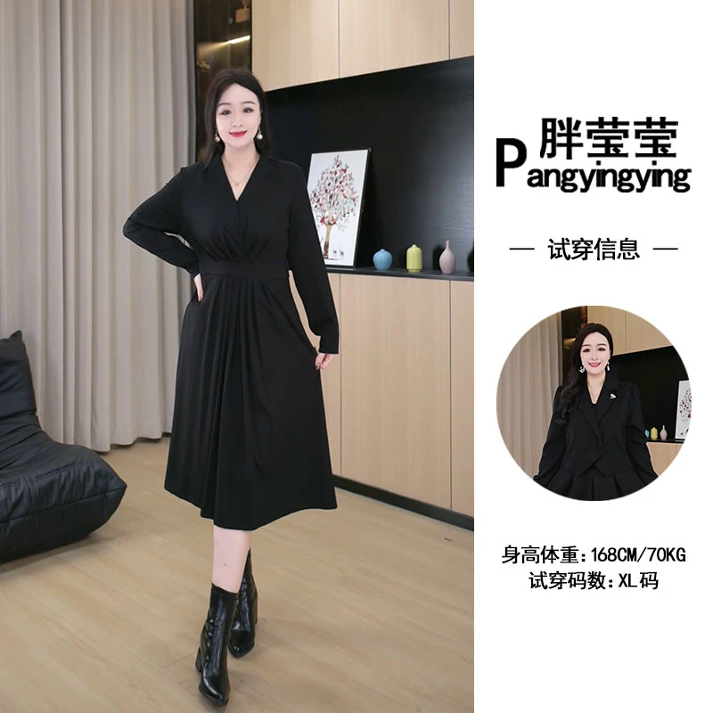 胖莹莹定制大码女装气质宽松连衣裙百搭显瘦黑色裙子ZB4676