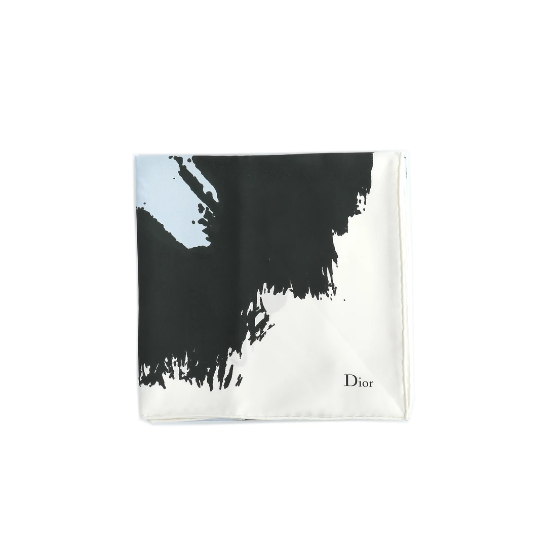 全新未使用 DIOR/迪奥 【佳娴】泼墨 印花丝巾 蓝黑 拼色 TP006271