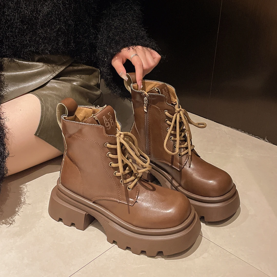 爆款欧洲站马丁靴春秋时尚百搭复古厚底英伦风秋冬系带真皮瘦瘦靴