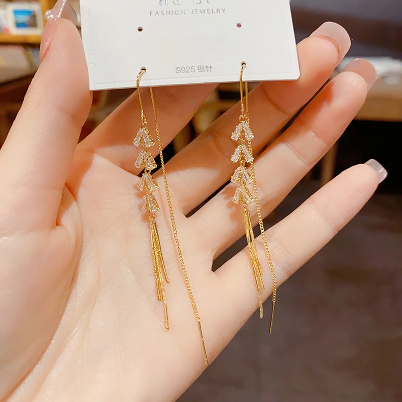 铜合金合成锆石耳饰 简约时尚精致轻奢女锆石流苏耳线气质耳环ins