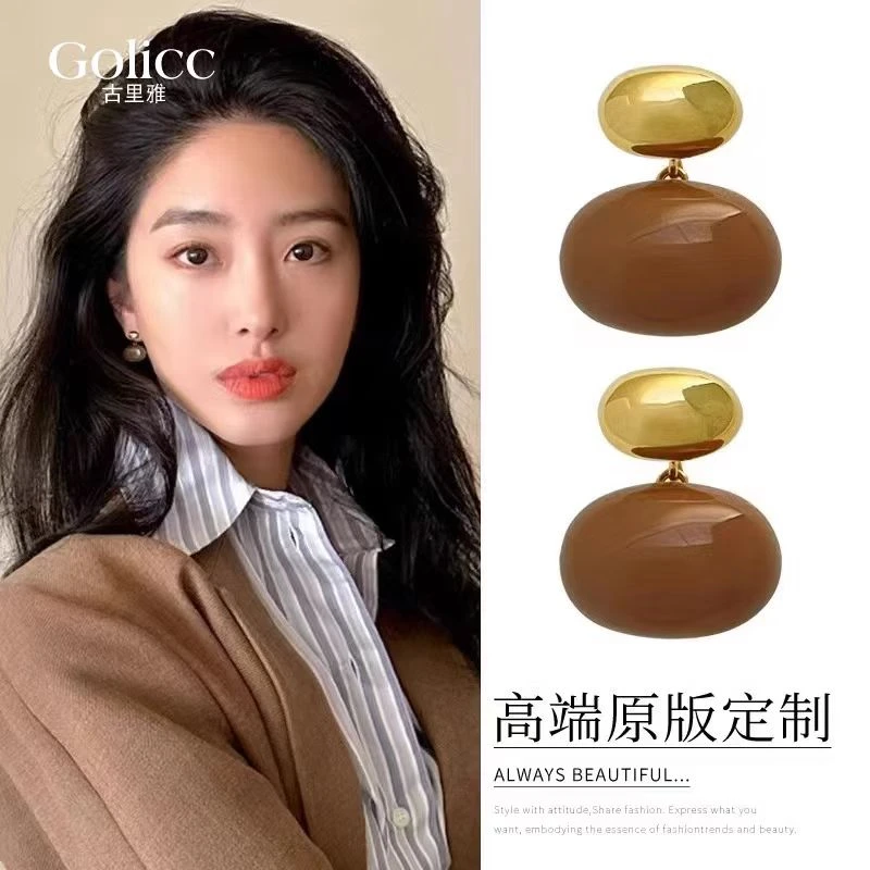 2025秋冬上新小众轻奢滴釉豆豆耳钉女高级感珐琅耳环法式复古耳饰