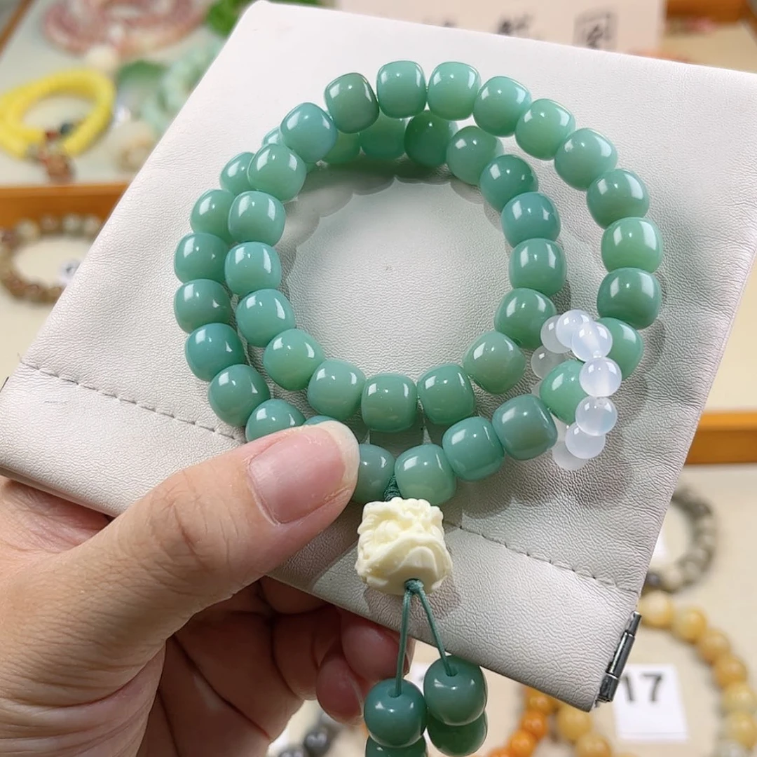 【闪购商品】白玉菩提吊坠青蓝色手持
