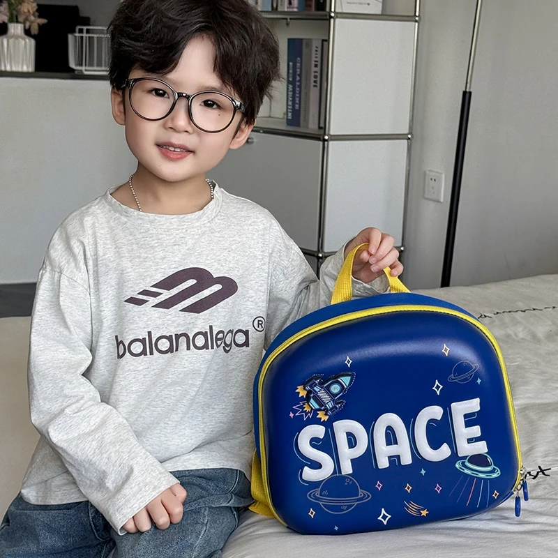 新款儿童闪光灯带发光的火箭双肩包男女童幼儿园小学生萌趣包包
