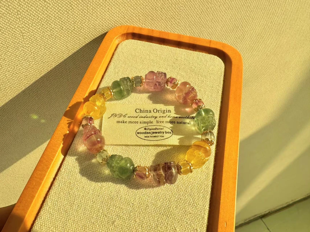 【灰姑娘原创】七彩萤石貔貅糖果手串M6219