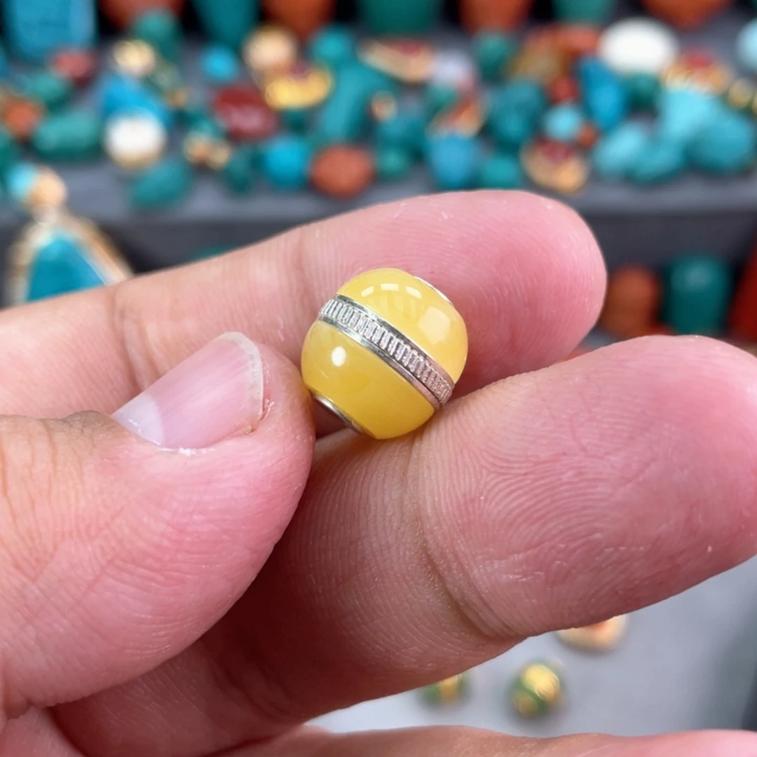 【闪购商品】琥珀裸石未镶嵌