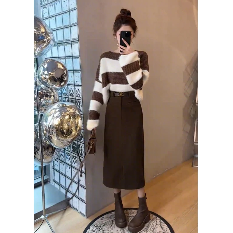 高级感轻奢女装套装气质秋冬新款慵懒风宽松条纹毛衣半身裙两件套