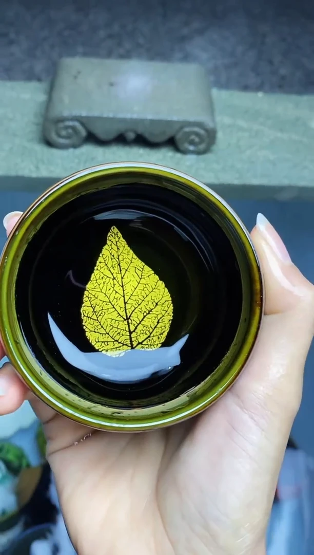 【闪购商品】瓷乌金木叶