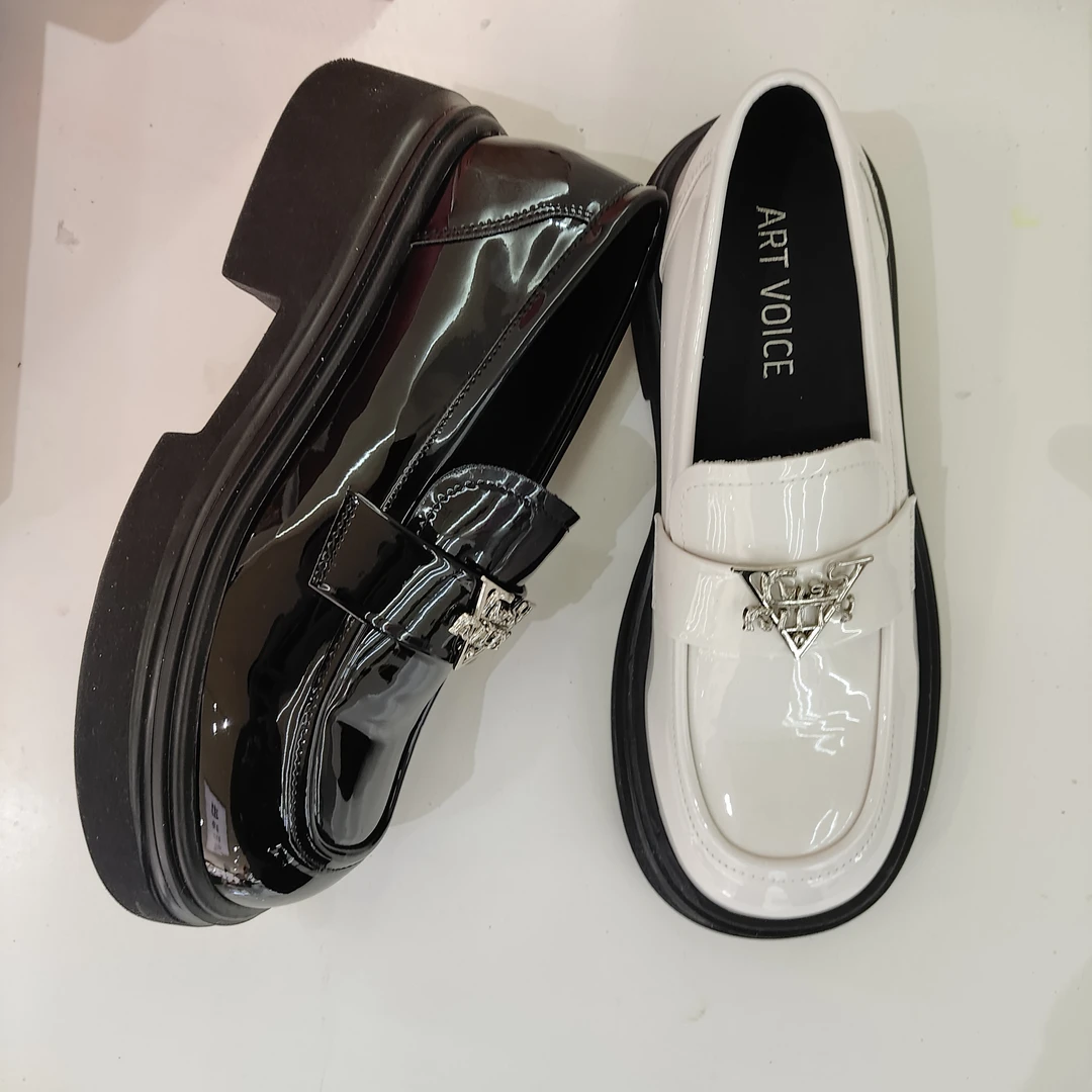 （新疆包邮）3191漆皮乐福鞋春秋季新款厚底英伦风圆头一脚蹬小皮鞋