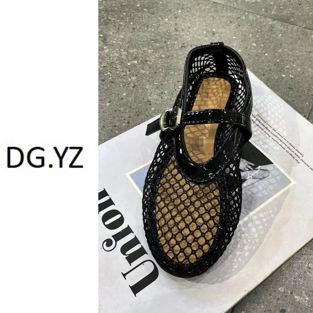 【樱子家】3310F平底镂空渔网一字扣带单鞋