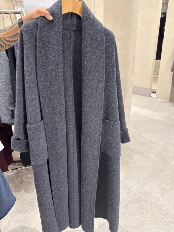 大衣：单色双面羊绒大衣