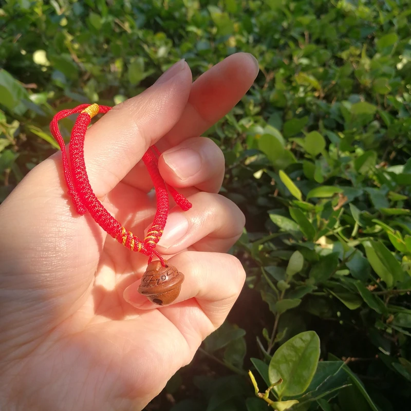 宝宝精品手链脚链红绳桃核野生手工雕刻铃铛宝剑虎生肖桃胡桃木礼