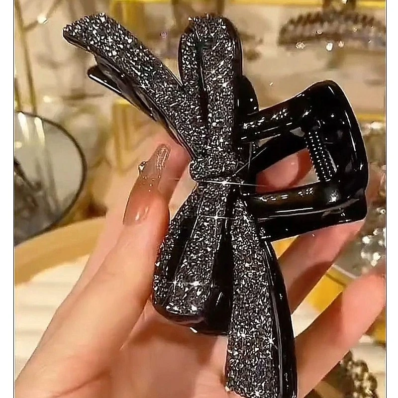 新款闪闪满钻蝴蝶结抓夹女新款大号发夹时尚精致高级感鲨鱼夹盘发