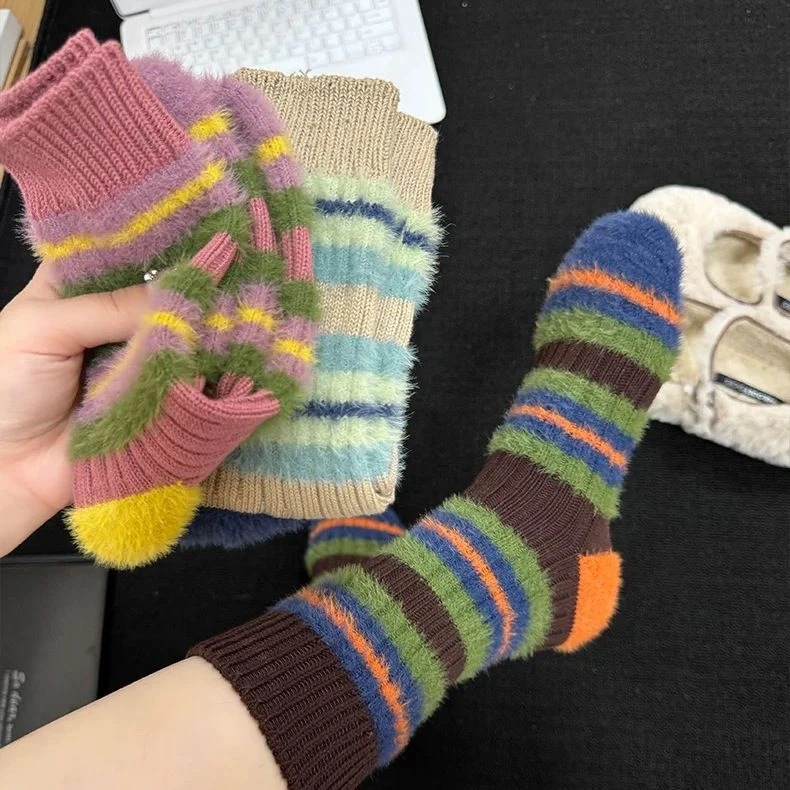 保暖冬季加厚粗线拼色条纹毛绒透气袜ins仿貂绒外穿中筒袜女长袜