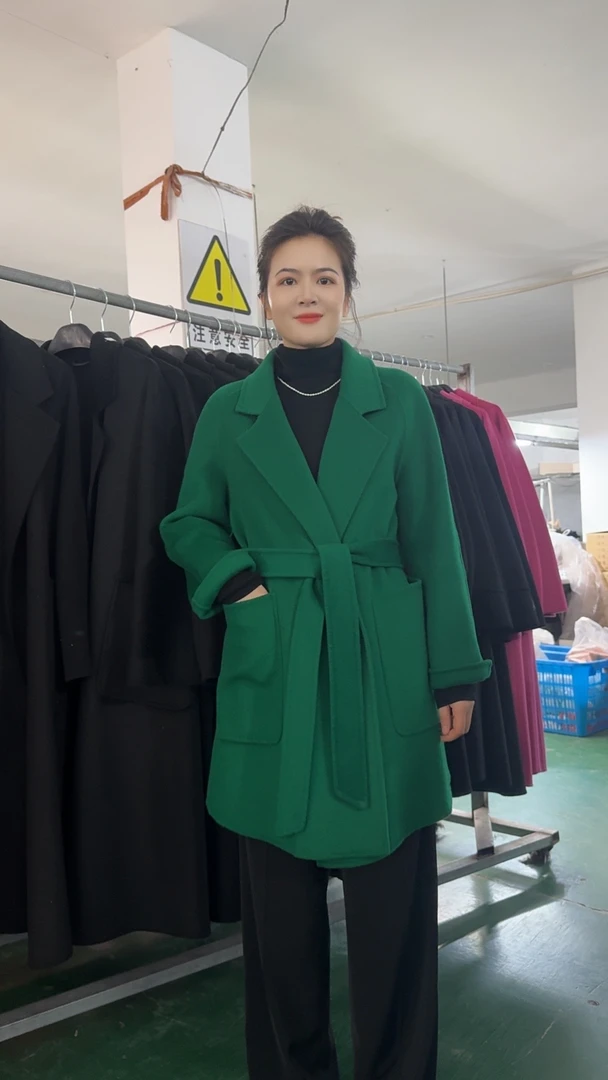 秋冬中长款羊毛大衣 手工缝制中长款大衣