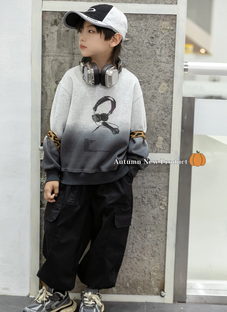 NGT 2024秋款新款耳机印花吊染卫衣 2431106