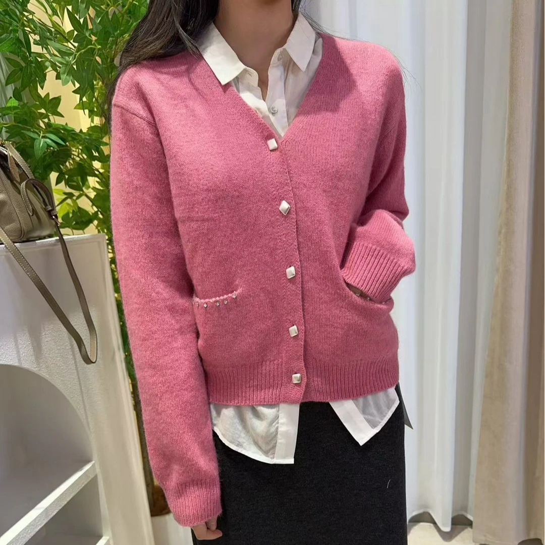 AG.BELLY/贝莉服饰11#9扣子开衫毛衣