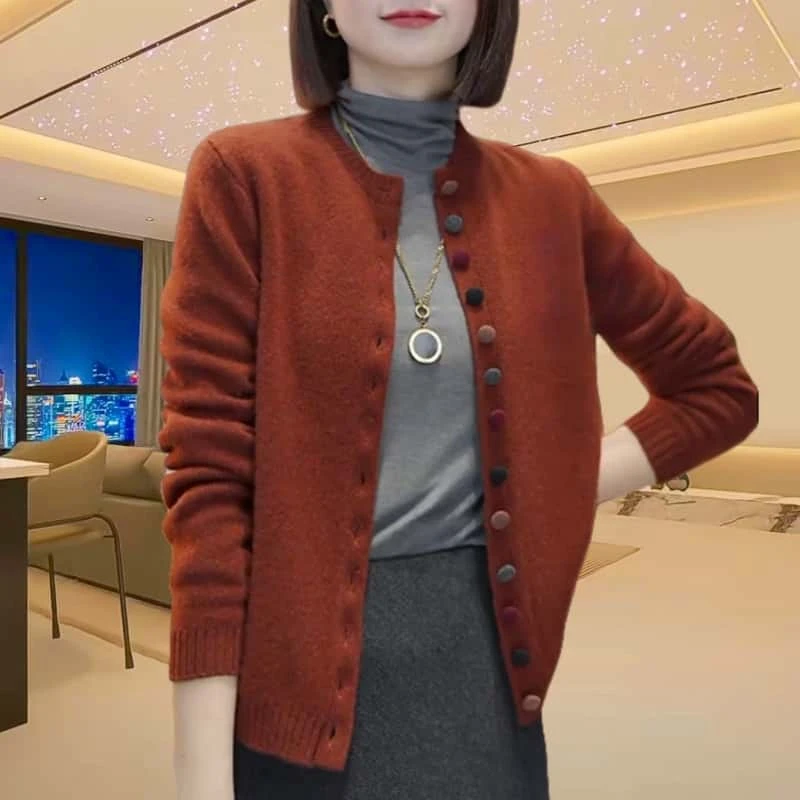 春季宽松气质长袖圆领针织开衫女2025新款时尚彩扣休闲内搭上衣