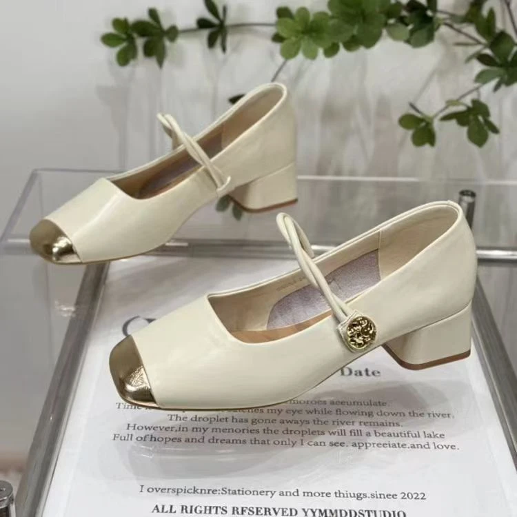 法式粗跟玛丽珍鞋女秋季新款百搭时尚复古方头拼接浅口一字扣单鞋