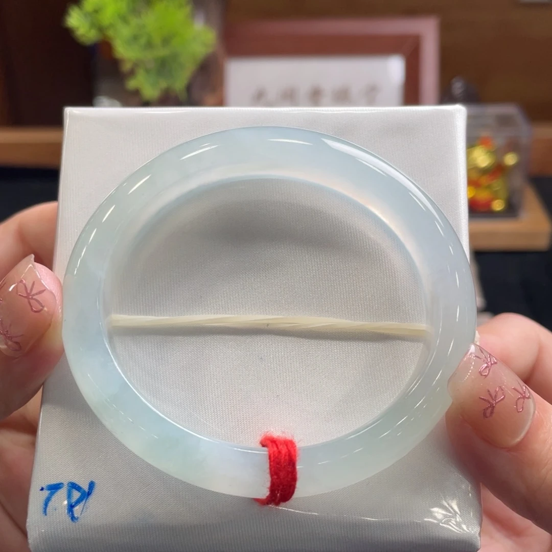 翡翠手镯未镶嵌55 贵妃