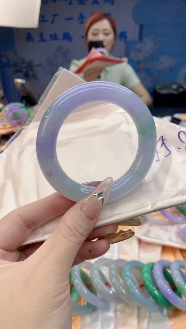 【闪购商品】翡翠手镯未镶嵌0765588139