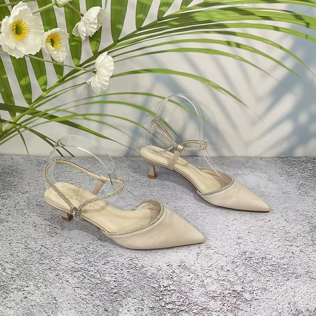 小强家女鞋 芙儿家时尚百搭女鞋（A72-25-2）《122105191》