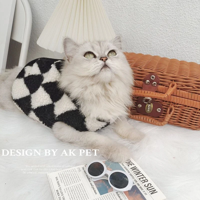 棋盘格猫咪狗狗衣服简约可爱羊羔毛加绒马甲背心冬装保暖宠物衣服
