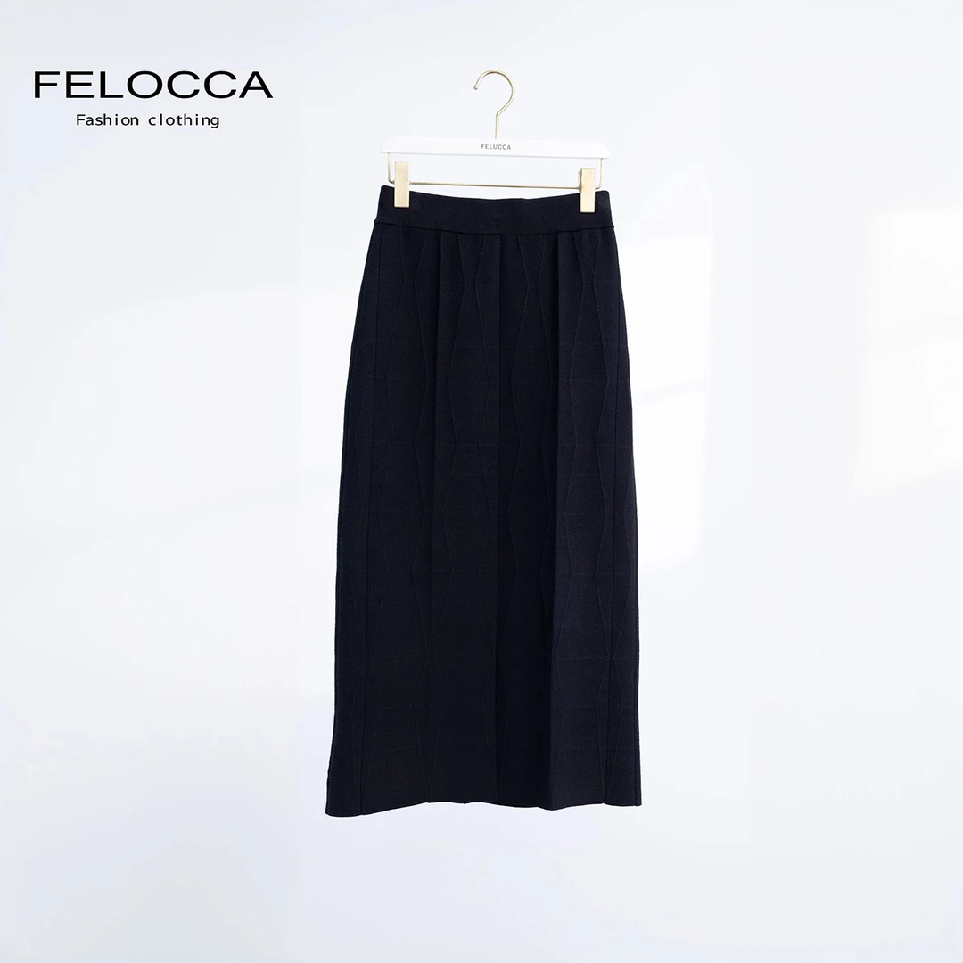 【FELOCCA】黑色气质显瘦复古纹路设计感半裙   C4071
