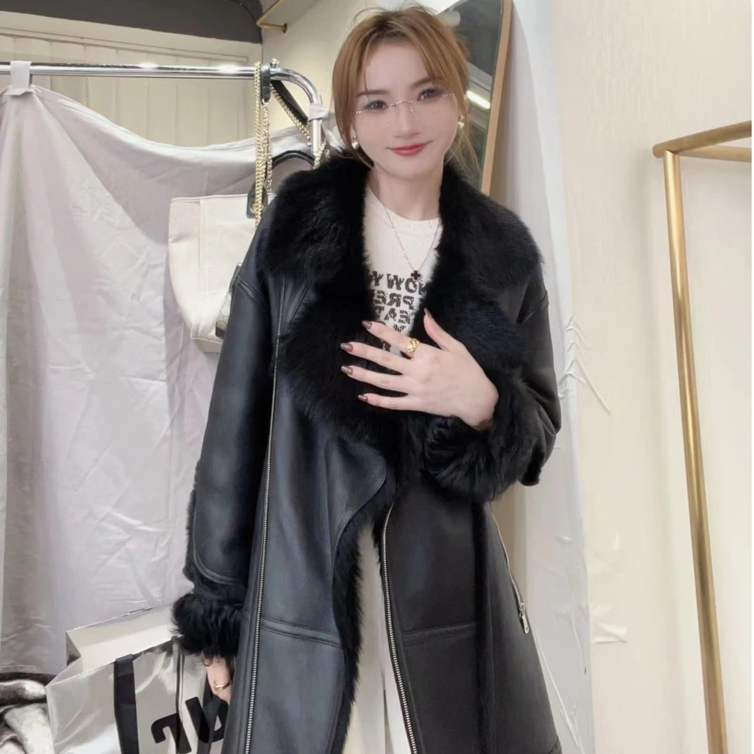 JIAY”大冥冥托卡“ 皮毛一体休闲中长款宽松版冬季皮草外套女保暖