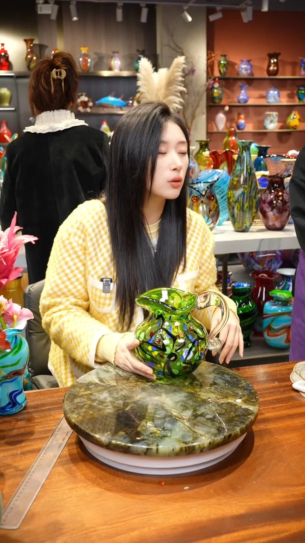 【闪购商品】手作精工花器一级色料，空运包邮，送货上门