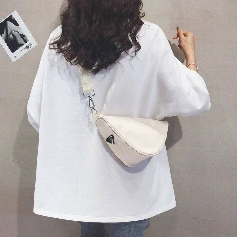 小众设计小包包女2025年新款三角包高级质感单肩斜挎包腋下包