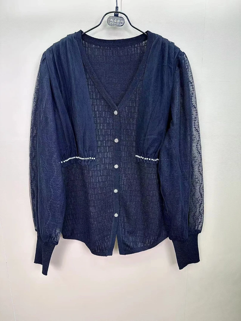 夏季V领针织蕾丝拼接宽松气质小香风套头上衣针织衫