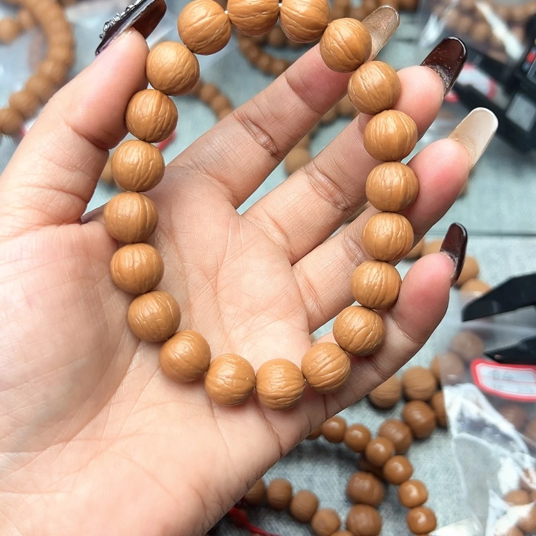 猴头核桃吊坠左***聚宝盆