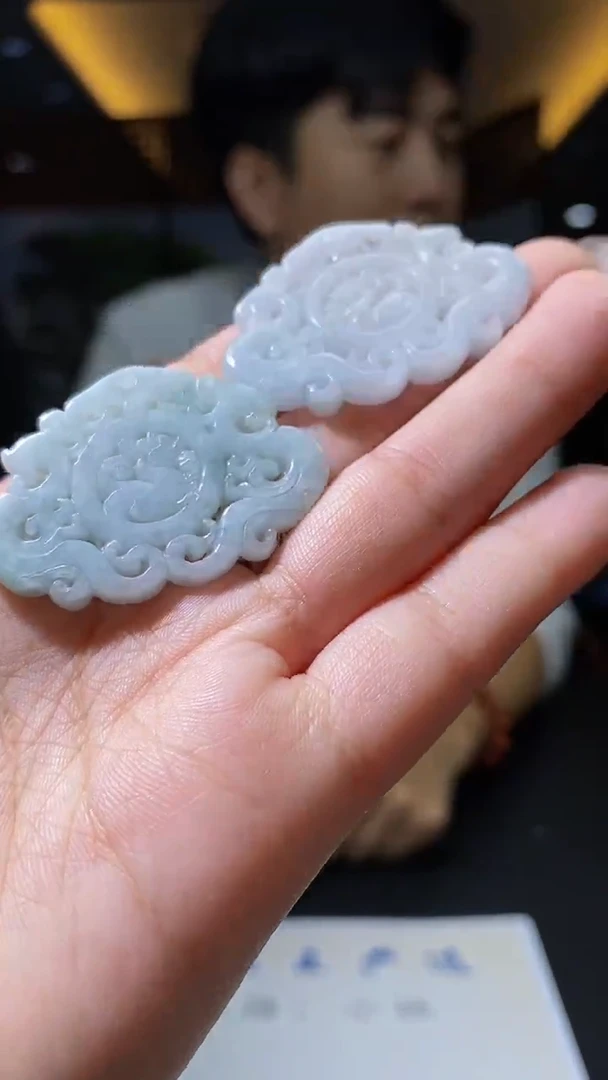 【闪购商品】翡翠颈饰未镶嵌H0多样性发货，发其一