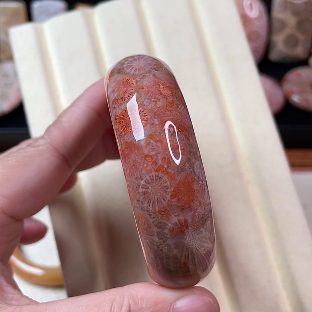 【闪购商品】硅化玉吊坠(赠链)未镶嵌^****^
