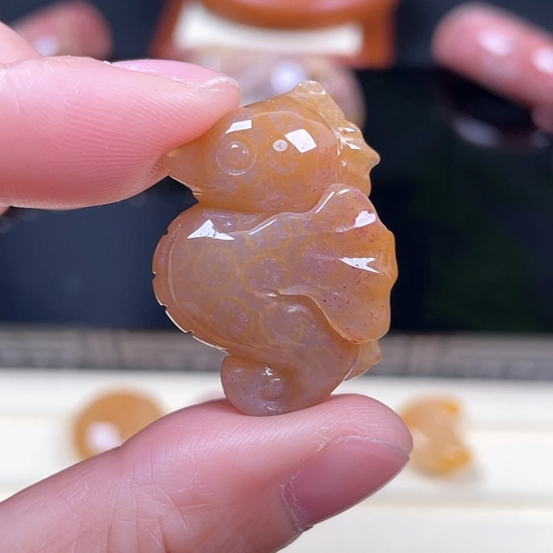 【闪购商品】硅化玉不退不换未镶嵌丢*