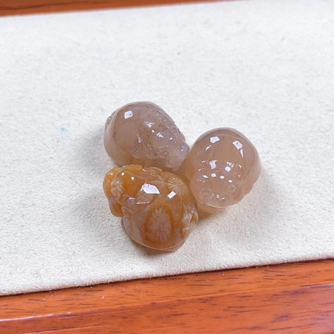 【闪购商品】硅化玉摆件未镶嵌蓝*?