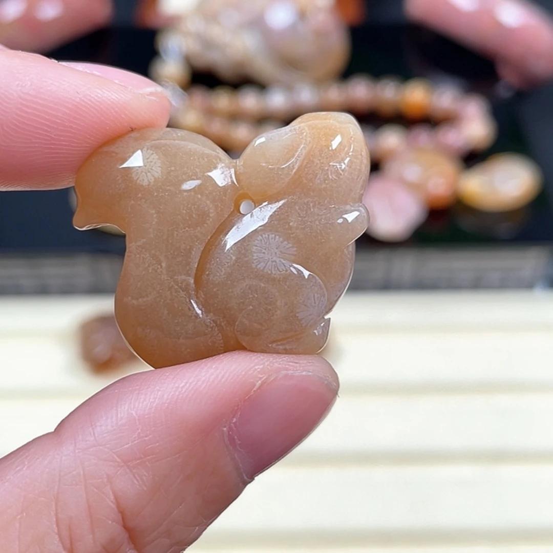【闪购商品】硅化玉不退不换未镶嵌薄**?
