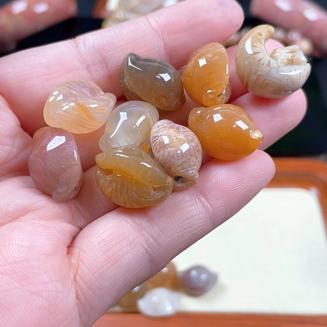 【闪购商品】硅化玉不退不换未镶嵌薄**?